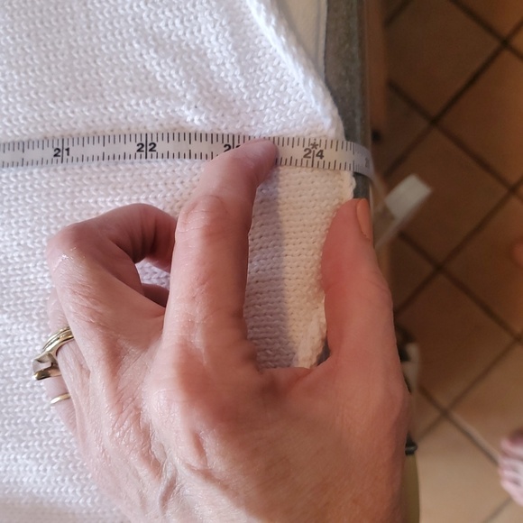 North style Long Sleeve Chenille White Sweater Sz. 2X with Red Heart NWOT - Picture 7 of 8